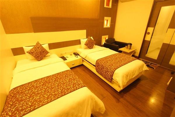 Princess Hotel Ankleshwar Kültér fotó