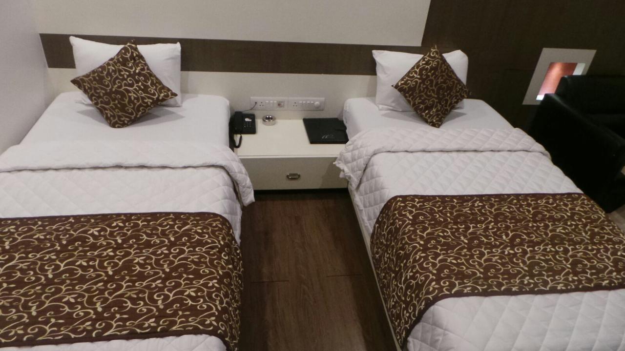 Princess Hotel Ankleshwar Kültér fotó